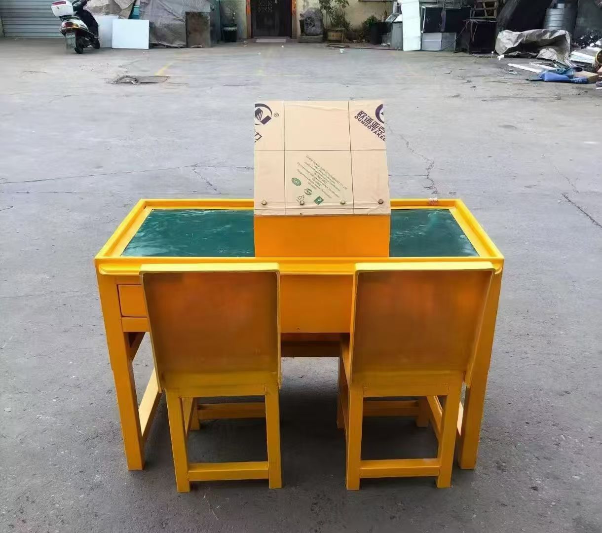 宜黄防静电导通桌井下煤矿火工品发放桌：危险品流转的安全守护者